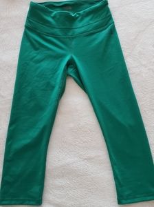 Northface cropped green leggings